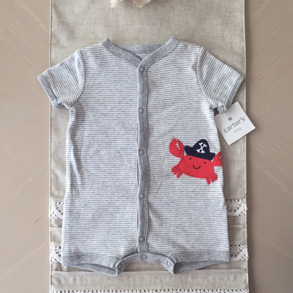 SALE! Carter’s baby onesie  3 month size NWT